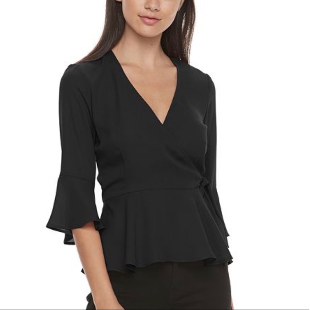 Candie’s wrap top